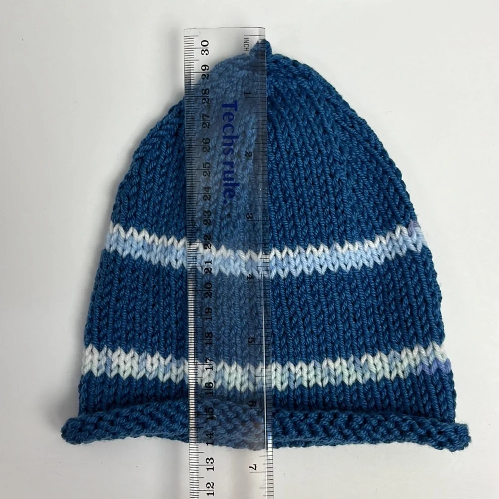 One of a kind gift. Lorraine hand knitted baby hats.  NEW. 1610